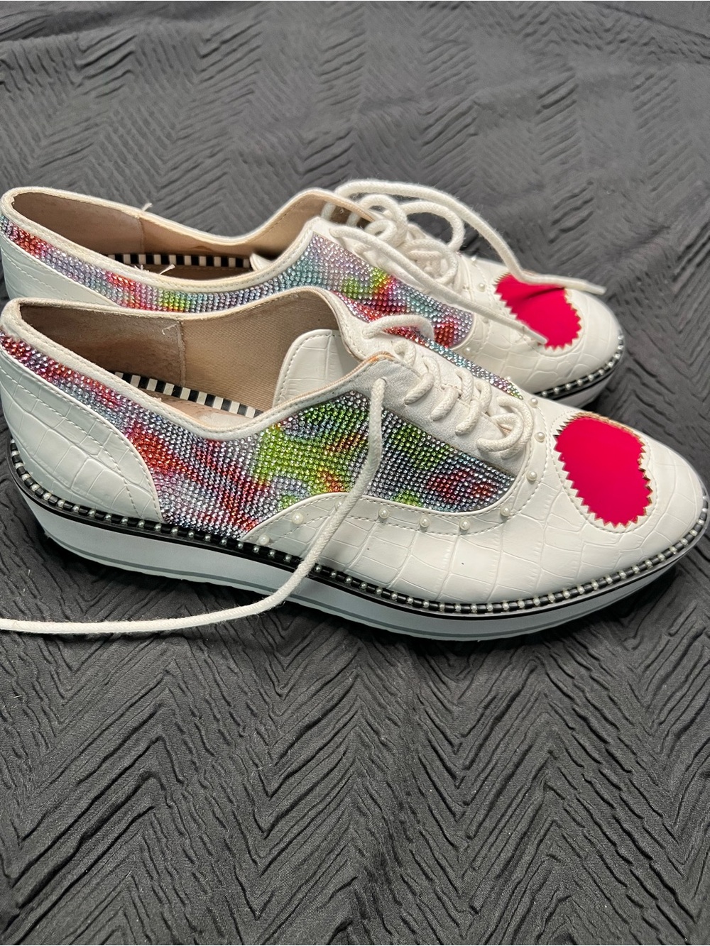 Betsey Johnson Rhinestone Heart Platform Oxford Shoes Size 10